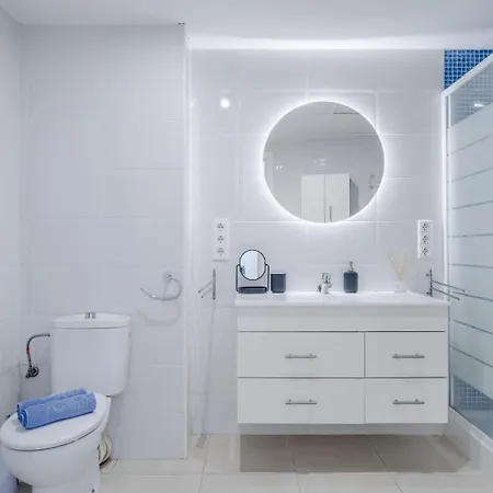 Apartment Denia, 5 Min Port, View Of De Castle, Smart Tv *