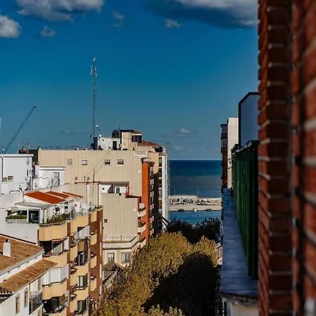 Denia, 5 Min Port, View Of De Castle, Smart Tv Apartment Denia