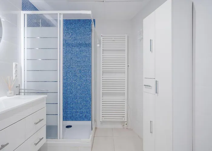 Denia, 5 Min Port, View Of De Castle, Smart Tv Apartment