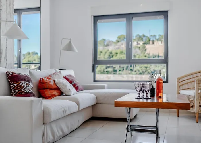 Apartment Denia, 5 Min Port, View Of De Castle, Smart Tv
