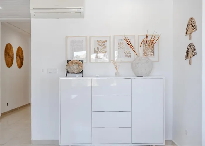 Denia, 5 Min Port, View Of De Castle, Smart Tv Apartment Denia